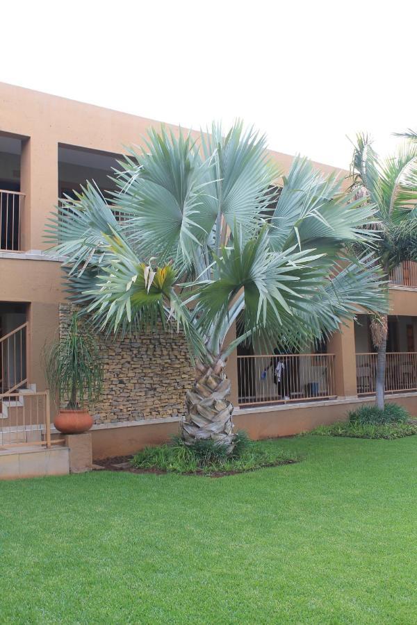 Batter Boys Guest House Pretoria Exterior photo