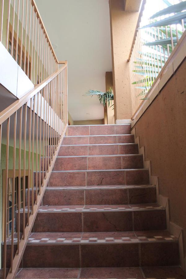 Batter Boys Guest House Pretoria Exterior photo