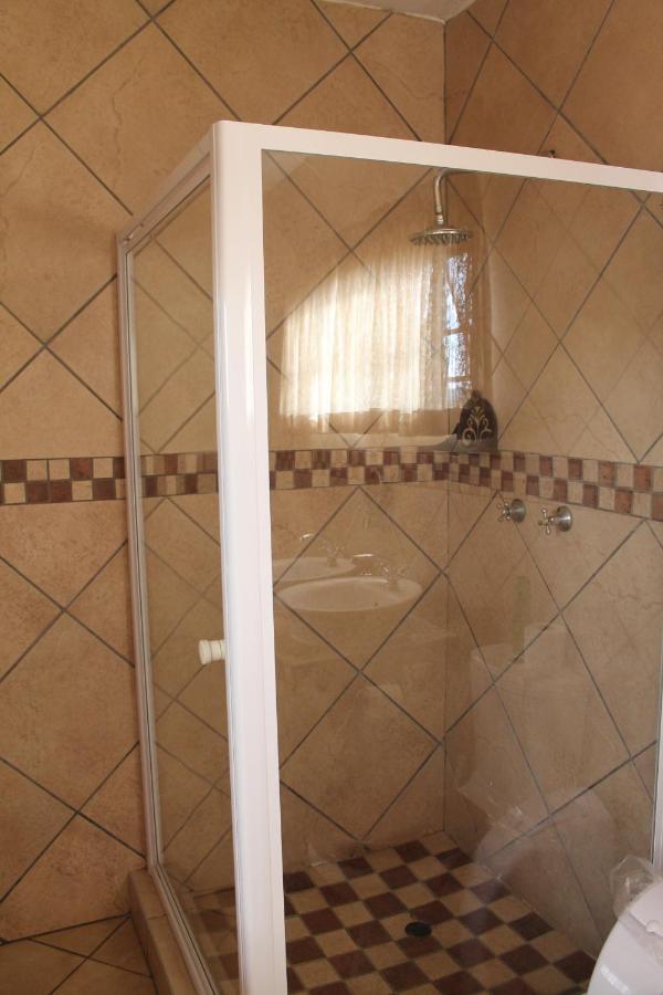 Batter Boys Guest House Pretoria Exterior photo
